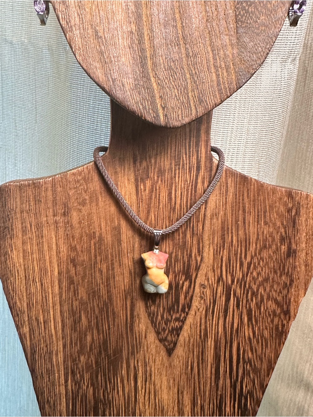 Multicolor Mini Agate Body Carving Pendant Necklace on Brown Rope - Picture 10 of 16